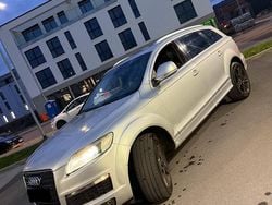 Silber Gebraucht 2007 Audi Q7 S-Line SUV | 5.350 € (Superpreis)