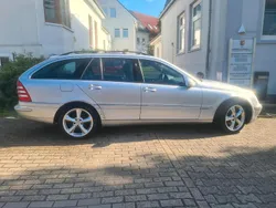 Silber Gebraucht 2002 Mercedes C240 Kombi | 900 € (Superpreis)