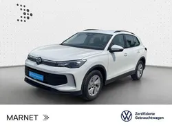Oryxweiß perlmutteffekt Gebraucht 2024 VW Tiguan Basis SUV | 34.690 € (Fairer Preis)