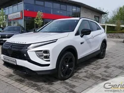 Titanweiß premiummetallic Gebraucht 2024 Mitsubishi Eclipse Cross Select SUV | 36.990 €