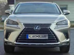 Silber Gebraucht 2020 Lexus NX300 Sport Line SUV | 31.600 €