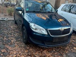 Blau Gebraucht 2012 Skoda Fabia Kombi | 3.000 € (Etwas zu teuer)