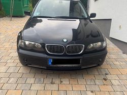 Schwarz Gebraucht 2002 BMW 316 Kombi | 1.500 € (Fairer Preis)