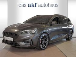 Grau Gebraucht 2021 Ford Focus ST-Line X Kombi | 16.950 € (Guter Preis)