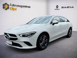 Weiß Gebraucht 2020 Mercedes CLA180 Shooting Brake Business Kombi | 21.690 € (Etwas zu teuer)