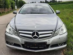Grau Gebraucht 2010 Mercedes E350 Elegance Coupé | 14.500 € (Fairer Preis)