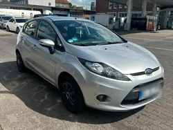 Silber Gebraucht 2011 Ford Fiesta Kleinwagen | 3.500 € (Fairer Preis)