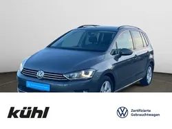Grau Gebraucht 2017 VW Golf Sportsvan Highline Van / Kleinbus | 16.990 € (Etwas zu teuer)