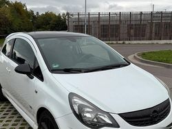 Weiß Gebraucht 2013 Opel Corsa Coupé | 3.400 € (Fairer Preis)