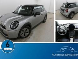 Silberkeine angabe Gebraucht 2024 Mini Cooper Favoured Kleinwagen | 26.990 € (Fairer Preis)
