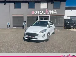 Weiß Gebraucht 2018 Ford Fiesta Cool & Connect Kleinwagen | 10.950 € (Etwas zu teuer)