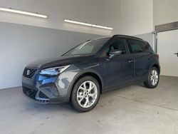 [s7s7] magnetic grau metallic [s7s7] magnetic grau metallic Neu 2025 Seat Arona FR SUV | 26.180 € (Fairer Preis)