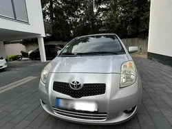 Silber Gebraucht 2007 Toyota Yaris Kleinwagen | 3.150 € (Fairer Preis)