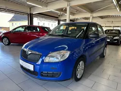 Blau Gebraucht 2009 Skoda Fabia Classic Limousine | 3.450 € (Etwas zu teuer)