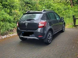 Schwarz Gebraucht 2014 Dacia Sandero Prestige Kleinwagen | 6.700 € (Fairer Preis)
