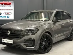 Grau Gebraucht 2021 VW Touareg Style SUV | 47.790 € (Etwas zu teuer)
