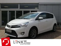 Super white 2 Gebraucht 2013 Toyota Verso Executive Van / Kleinbus | 9.450 € (Fairer Preis)
