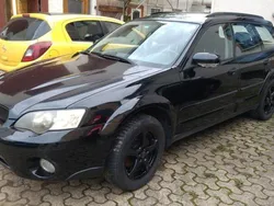 Schwarz Gebraucht 2006 Subaru Outback SUV | 1.350 €