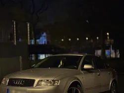 Silber Gebraucht 2001 Audi A4 Limousine | 2.100 € (Fairer Preis)