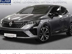Grau Gebraucht 2024 Renault Clio V Techno Limousine | 16.666 € (Fairer Preis)