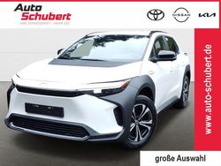 Weiss Gebraucht 2023 Toyota bZ4X Basis SUV | 36.690 € (Etwas zu teuer)