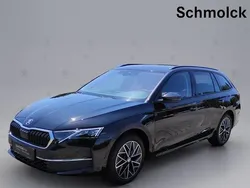 Schwarz Gebraucht 2024 Skoda Octavia Selection Kombi | 31.390 € (Guter Preis)