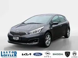Winchestergrau Gebraucht 2017 Kia Ceed Edition 7 Limousine | 9.597 € (Superpreis)
