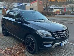 Schwarz Gebraucht 2015 Mercedes ML350 SUV | 22.000 € (Fairer Preis)