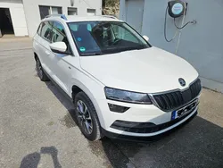 Weiß Gebraucht 2020 Skoda Karoq SUV | 21.900 € (Guter Preis)