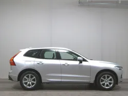 Bright silver metallic / Gebraucht 2019 Volvo XC60 Momentum SUV | 20.580 € (Superpreis)