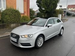 Silber Gebraucht 2014 Audi A3 Sportback Ambition Kleinwagen | 8.250 € (Guter Preis)