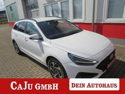 Weiß Neu 2025 Hyundai i30 Style Limousine | 24.495 € (Superpreis)