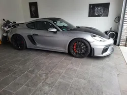 Silber Gebraucht 2022 Porsche Cayman GT4 Coupé | 101.000 €