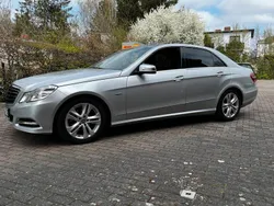Grau Gebraucht 2012 Mercedes E220 Avantgarde Limousine | 12.499 € (Guter Preis)