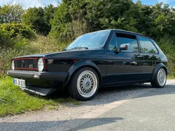 Schwarz Gebraucht 1982 VW Golf I GTI Kleinwagen | 20.650 €