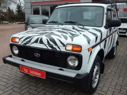 Weiß Gebraucht 2015 Lada Taiga SUV | 8.999 € (Fairer Preis)