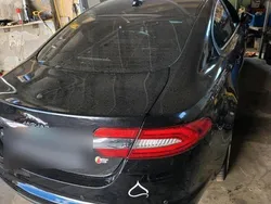 Schwarz Gebraucht 2015 Jaguar XF Limousine | 8.500 € (Superpreis)