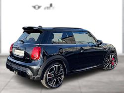 Schwarz metallic Gebraucht 2023 Mini John Cooper Works Hatch Kleinwagen | 31.260 € (Fairer Preis)
