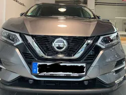 Grau Gebraucht 2019 Nissan Qashqai Tekna SUV | 18.000 € (Guter Preis)