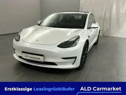 Lackierung:tesla mehrschichtlack pearl w > pearl white multicoat Gebraucht 2022 Tesla Model 3 Performance Limousine | 28.480 € (Guter Preis)