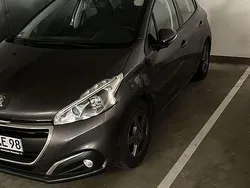Gebraucht 2018 Peugeot 208 Active Kleinwagen | 5.950 € (Guter Preis)