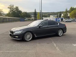 Grau Gebraucht 2016 BMW 740 Performance Limousine | 24.000 € (Fairer Preis)