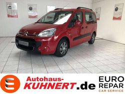 Rot Gebraucht 2013 Citroën Berlingo Tendance Van / Kleinbus | 8.495 € (Teuer)