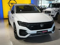 Oryxweiß perlmutteffekt Gebraucht 2021 VW Touareg R-line SUV | 40.490 € (Guter Preis)