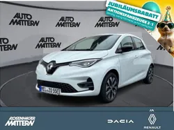 Weiß Gebraucht 2023 Renault Zoe Evolution Kleinwagen | 21.990 € (Teuer)