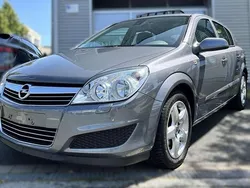 Grau Gebraucht 2007 Opel Astra Catch Me Limousine | 3.300 € (Fairer Preis)