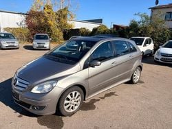 Grau Gebraucht 2006 Mercedes B170 Van / Kleinbus | 2.400 € (Guter Preis)