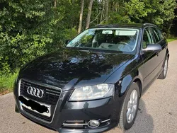Schwarz Gebraucht 2011 Audi A3 Sportback Attraction Limousine | 6.200 € (Fairer Preis)