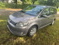 Grau Gebraucht 2010 VW Touran Van / Kleinbus | 4.400 € (Superpreis)