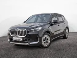 Schwarz Gebraucht 2023 BMW iX1 Performance SUV | 35.950 € (Superpreis)